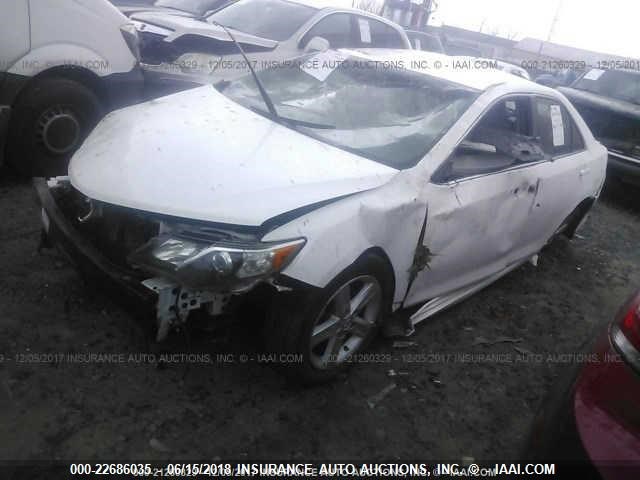 4T1BF1FKXEU334702 - 2014 TOYOTA CAMRY L/SE/LE/XLE 未知 照片 2
