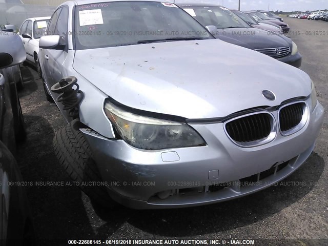 WBANF33546CS37110 - 2006 BMW 525 XI SILVER photo 1