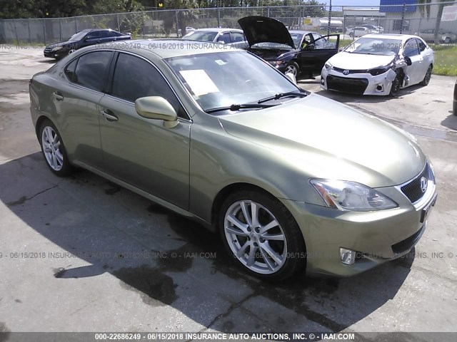 JTHBE262962001352 - 2006 LEXUS IS 350 GREEN photo 1