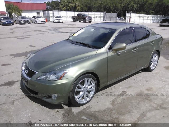 JTHBE262962001352 - 2006 LEXUS IS 350 GREEN photo 2