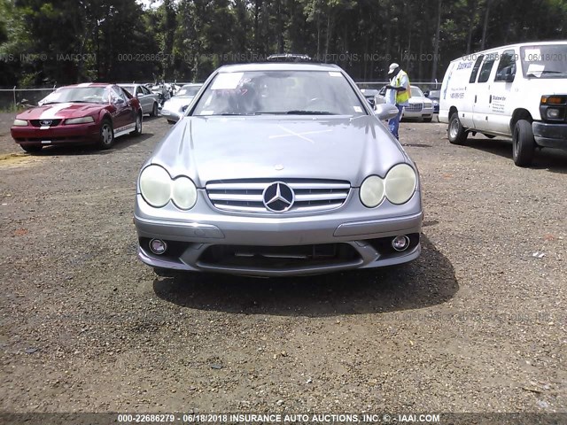 WDBTJ56H89F264581 - 2009 MERCEDES-BENZ CLK 350 GRAY photo 6