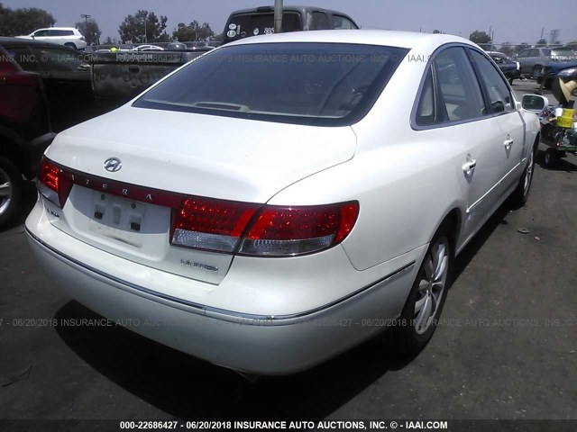 KMHFC46F16A097406 - 2006 HYUNDAI AZERA SE/LIMITED WHITE photo 4