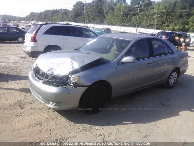4T1BE32K95U508974 - 2005 TOYOTA CAMRY LE/XLE/SE Boz foto 2