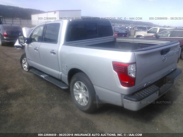 1N6AA1E5XHN554878 - 2017 NISSAN TITAN SV/SL/PRO-4X/PLAT RES SILVER photo 3