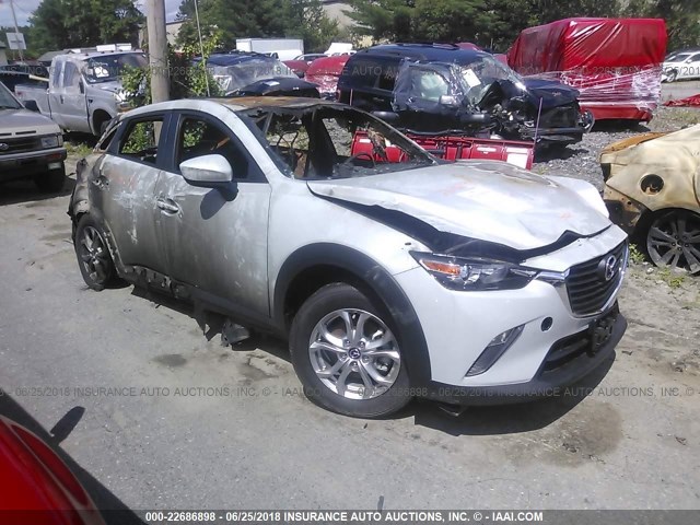 JM1DKFB75J1307748 - 2018 MAZDA CX-3 SPORT WHITE photo 1