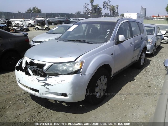 JA4MS31XX7Z001858 - 2007 MITSUBISHI OUTLANDER ES/LS Gümüş foto 2