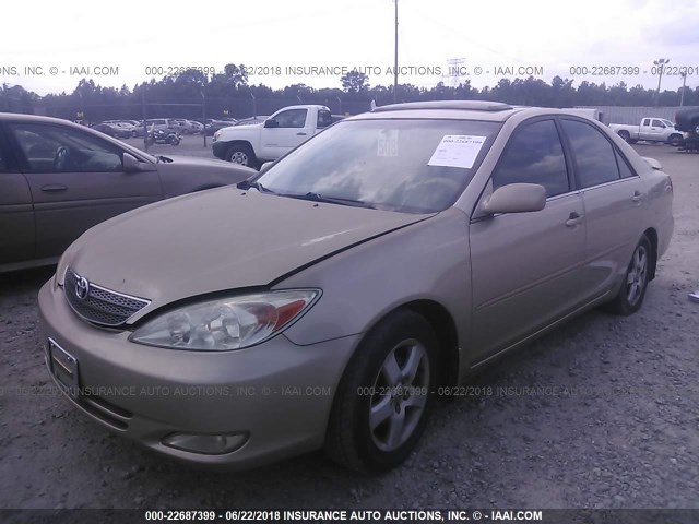 4T1BF30K22U513462 - 2002 TOYOTA CAMRY LE/XLE/SE თაფლისფერი ფოტო 2