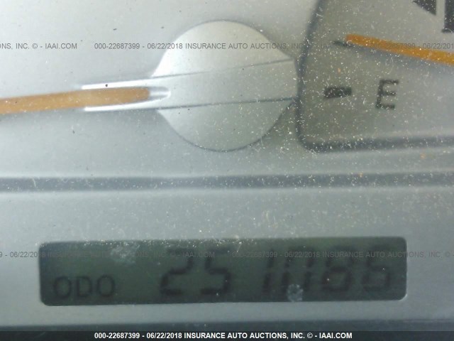 4T1BF30K22U513462 - 2002 TOYOTA CAMRY LE/XLE/SE თაფლისფერი ფოტო 7