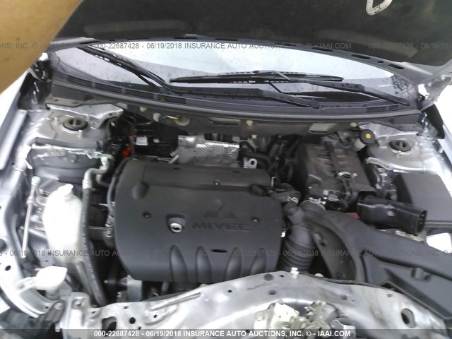 JA32U2FU6FU004198 - 2015 MITSUBISHI LANCER ES SILVER photo 10