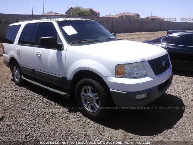 1FMRU15W43LC51617 - 2003 FORD EXPEDITION XLT WHITE photo 1