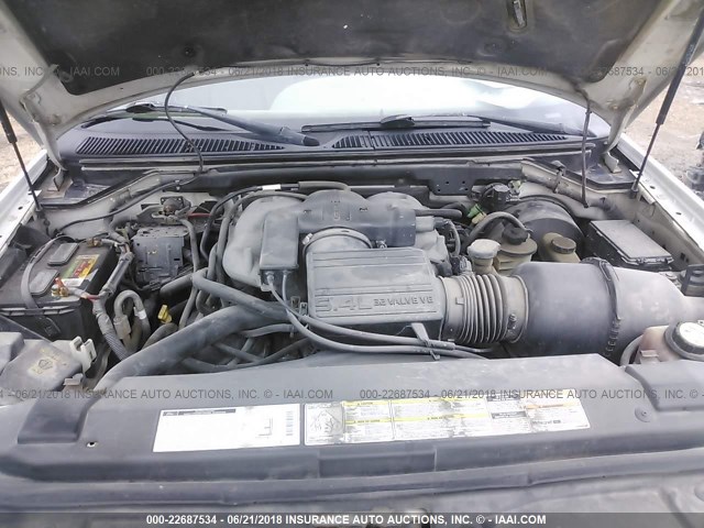 5LMEU27R21LJ25665 - 2001 LINCOLN NAVIGATOR WHITE photo 10