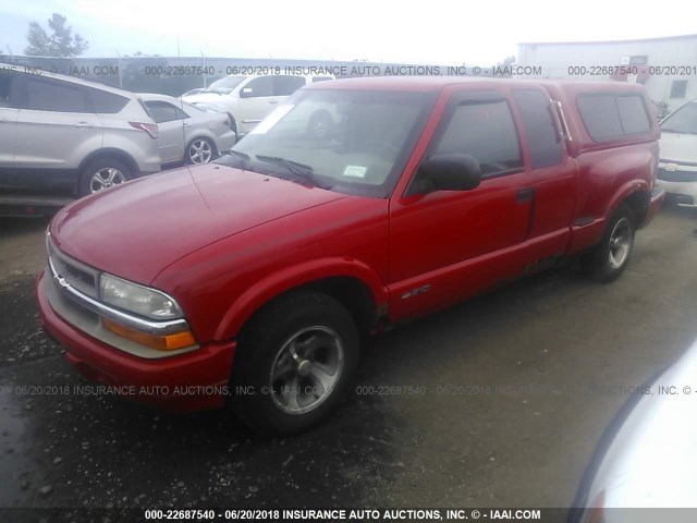 1GCCS1958Y8289315 - 2000 CHEVROLET S TRUCK S10 RED photo 2