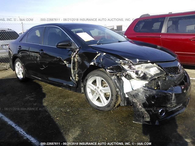 4T1BF1FK9CU161316 - 2012 TOYOTA CAMRY SE/LE/XLE შავი ფოტო 1