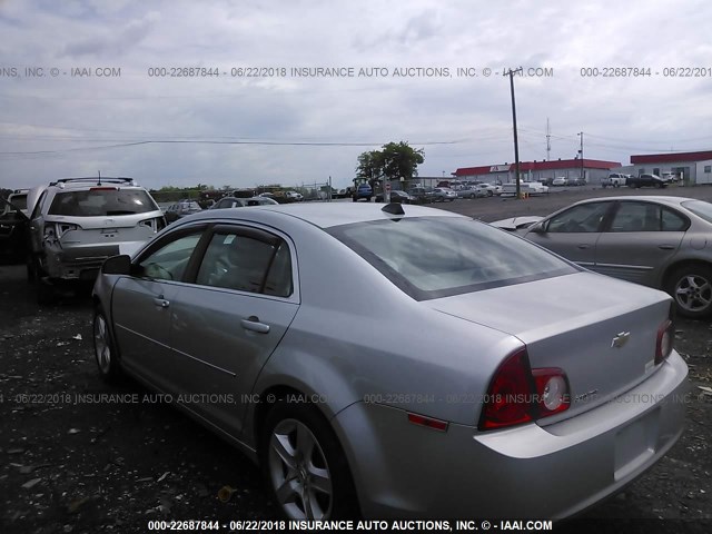 1G1ZB5E05CF139784 - 2012 CHEVROLET MALIBU LS ვერცხლისფერი ფოტო 3