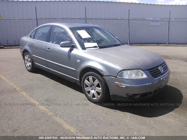 WVWRH63B51P275713 - 2001 VOLKSWAGEN PASSAT GLX 灰色 照片 1