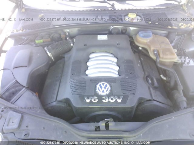 WVWRH63B51P275713 - 2001 VOLKSWAGEN PASSAT GLX 灰色 照片 10