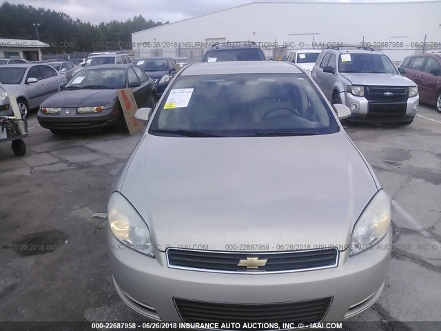 2G1WT58K481277179 - 2008 CHEVROLET IMPALA LT GOLD photo 6