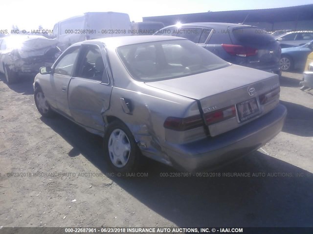 4T1BF22K1VU002045 - 1997 TOYOTA CAMRY CE/LE/XLE 棕色 照片 3