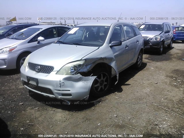 2T1KR32E43C142645 - 2003 TOYOTA COROLLA MATRIX XR SILVER photo 2