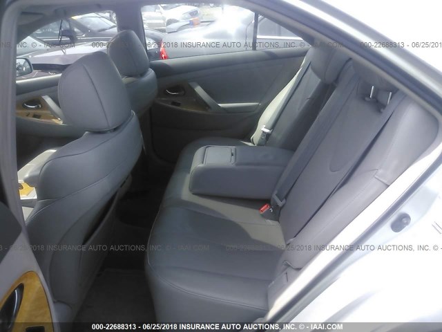 4T1BK46K17U541494 - 2007 TOYOTA CAMRY NEW GENERAT LE/XLE/SE SILVER photo 8