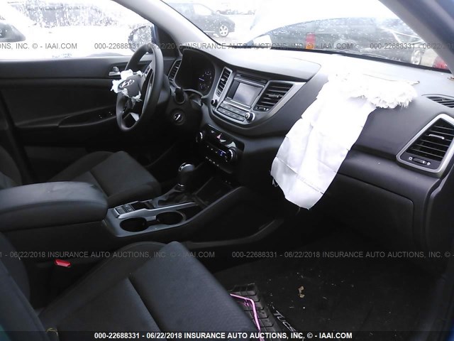 KM8J3CA48HU389758 - 2017 HYUNDAI TUCSON LIMITED/SPORT AND ECO/SE BLUE photo 5