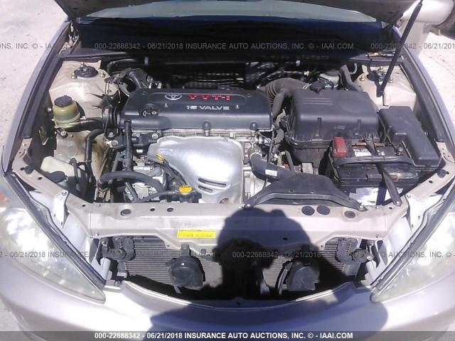4T1BE32K63U158717 - 2003 TOYOTA CAMRY LE/XLE/SE ოქროსფერი ფოტო 10