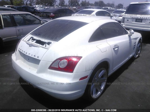 1C3AN69L44X013860 - 2004 CHRYSLER CROSSFIRE LIMITED WHITE photo 4