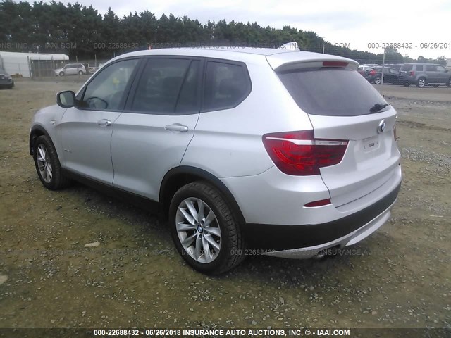 5UXWX9C50D0A13839 - 2013 BMW X3 XDRIVE28I SILVER photo 3