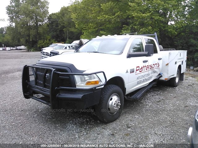 3C7WDSCL8CG163384 - 2012 DODGE RAM 3500 CREWCAB ST/SLT/LARAMIE WHITE photo 2