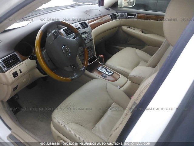 JTHBA30GX55113337 - 2005 LEXUS ES 330 თეთრი ფოტო 5