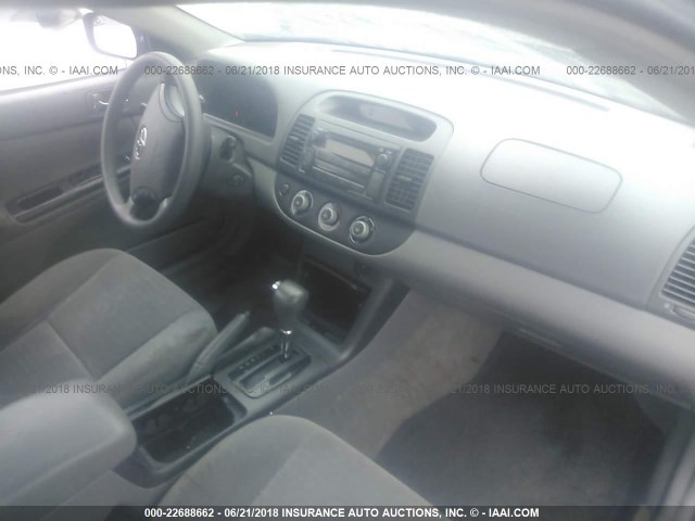 4T1BE32K95U394703 - 2005 TOYOTA CAMRY LE/XLE/SE 深蓝色 照片 5