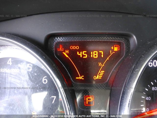 3N1CE2CP3EL413305 - 2014 NISSAN VERSA NOTE S/S PLUS/SV/SL WHITE photo 7