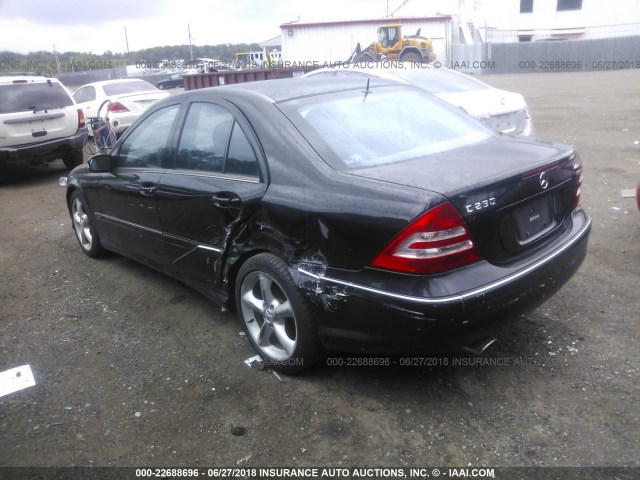 WDBRF52H46A845649 - 2006 MERCEDES-BENZ C GENERATION 2006 230 BLACK photo 3