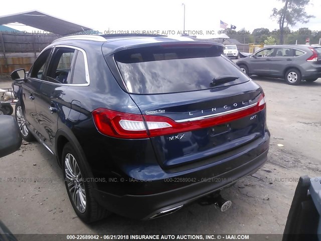 2LMPJ6LPXHBL53525 - 2017 LINCOLN MKX RESERVE BLUE photo 3