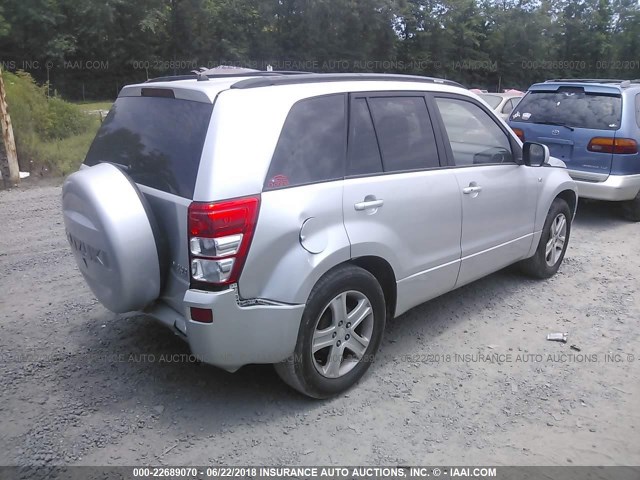 JS3TE947864104037 - 2006 SUZUKI GRAND VITARA LUXURY SILVER photo 4