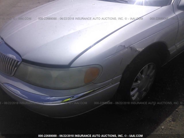 1LNHM97V22Y683428 - 2002 LINCOLN CONTINENTAL  Күміс фото 6