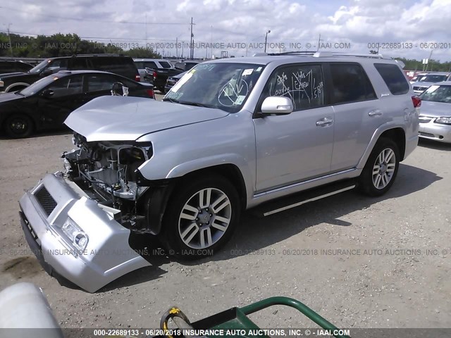 JTEZU5JR4B5016788 - 2011 TOYOTA 4RUNNER SR5/LIMITED SILVER photo 2