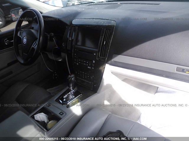 1G6DX67D560157737 - 2006 CADILLAC STS-V BLUE photo 5