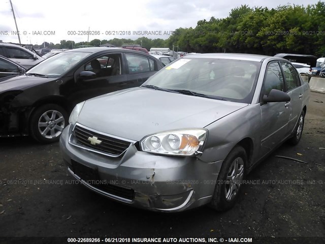 1G1ZS58F67F311097 - 2007 CHEVROLET MALIBU LS SILVER photo 2