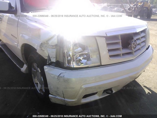 1GYEK63N62R302315 - 2002 CADILLAC ESCALADE LUXURY WHITE photo 6