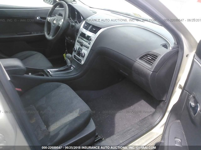 1G1ZC5E01AF184327 - 2010 CHEVROLET MALIBU 1LT 金色 照片 5