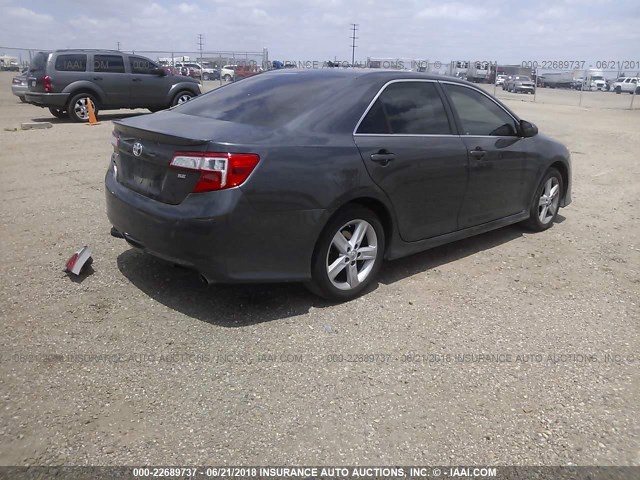 4T1BF1FKXCU040813 - 2012 TOYOTA CAMRY SE/LE/XLE 灰色 照片 4