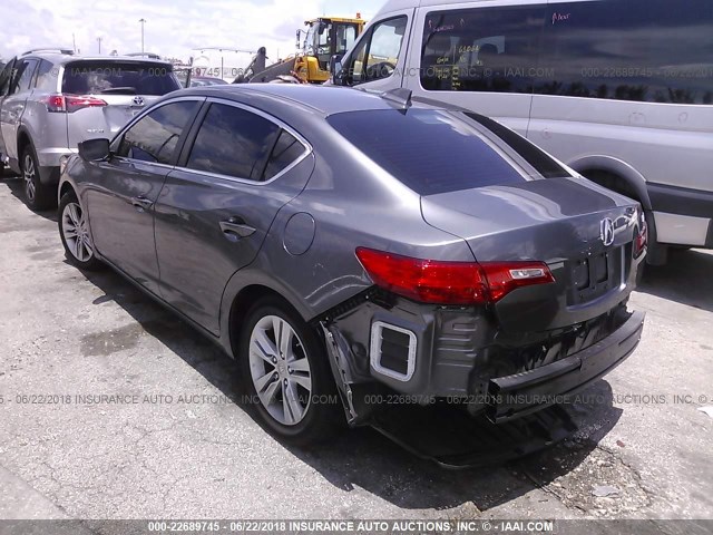 19VDE1F35DE002360 - 2013 ACURA ILX 20 GRAY photo 3