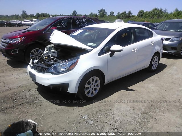 KNADM4A35H6010809 - 2017 KIA RIO LX WHITE photo 2