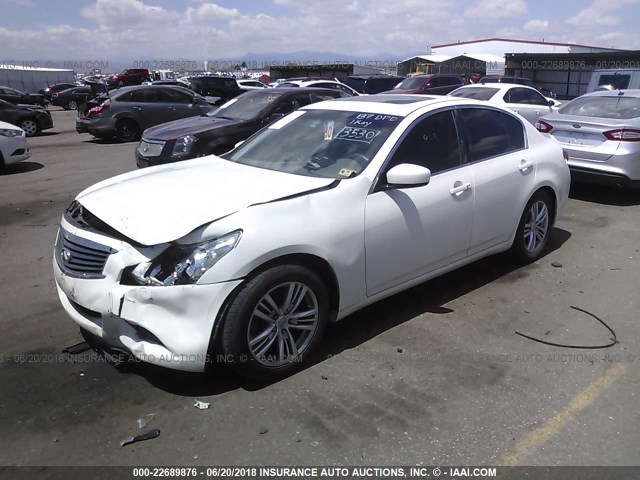 JN1CV6AP2DM300556 - 2013 INFINITI G37 JOURNEY/SPORT WHITE photo 2