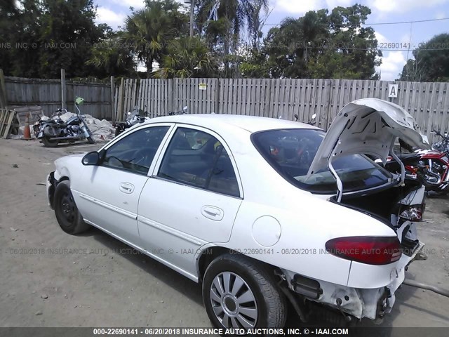 3FAFP13P1YR168171 - 2000 FORD ESCORT WHITE photo 3