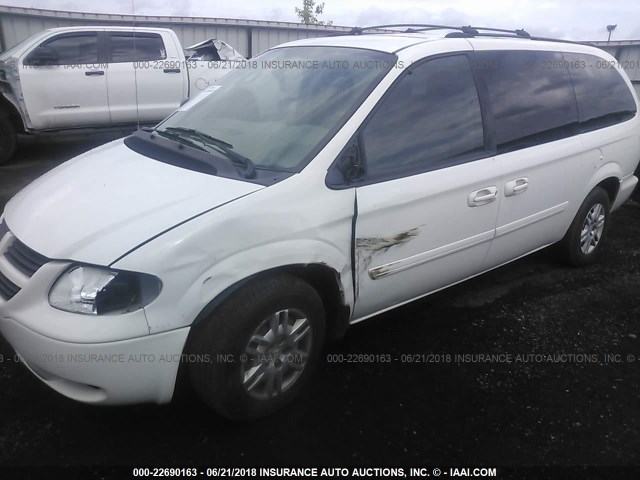 2D4GP24R05R170048 - 2005 DODGE GRAND CARAVAN SE WHITE photo 2