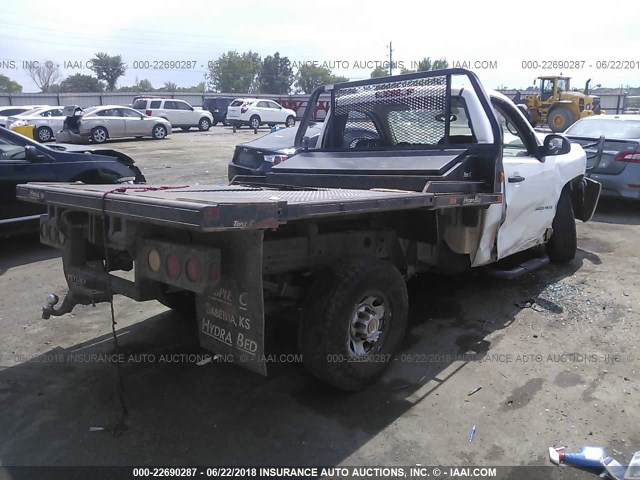 1GBHK34KX8E188989 - 2008 CHEVROLET SILVERADO K3500 WHITE photo 4