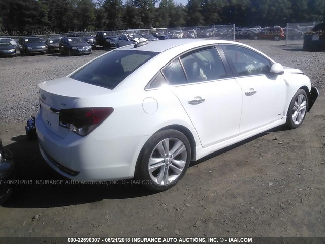 1G1PG5SB0G7167958 - 2016 CHEVROLET CRUZE LIMITED LTZ WHITE photo 4