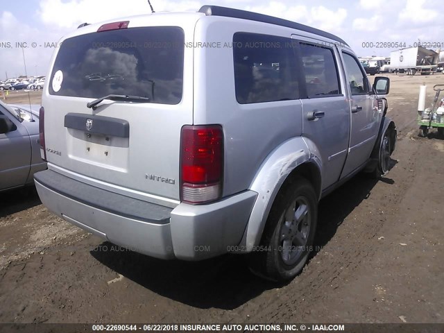 1D8GT28KX9W552107 - 2009 DODGE NITRO SE SILVER photo 4